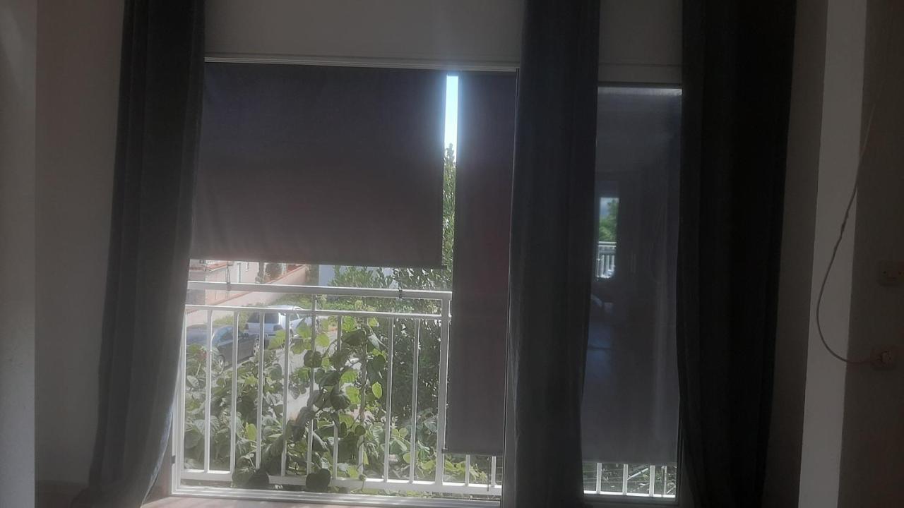 Basil Apartments And Rooms بيتينا المظهر الخارجي الصورة
