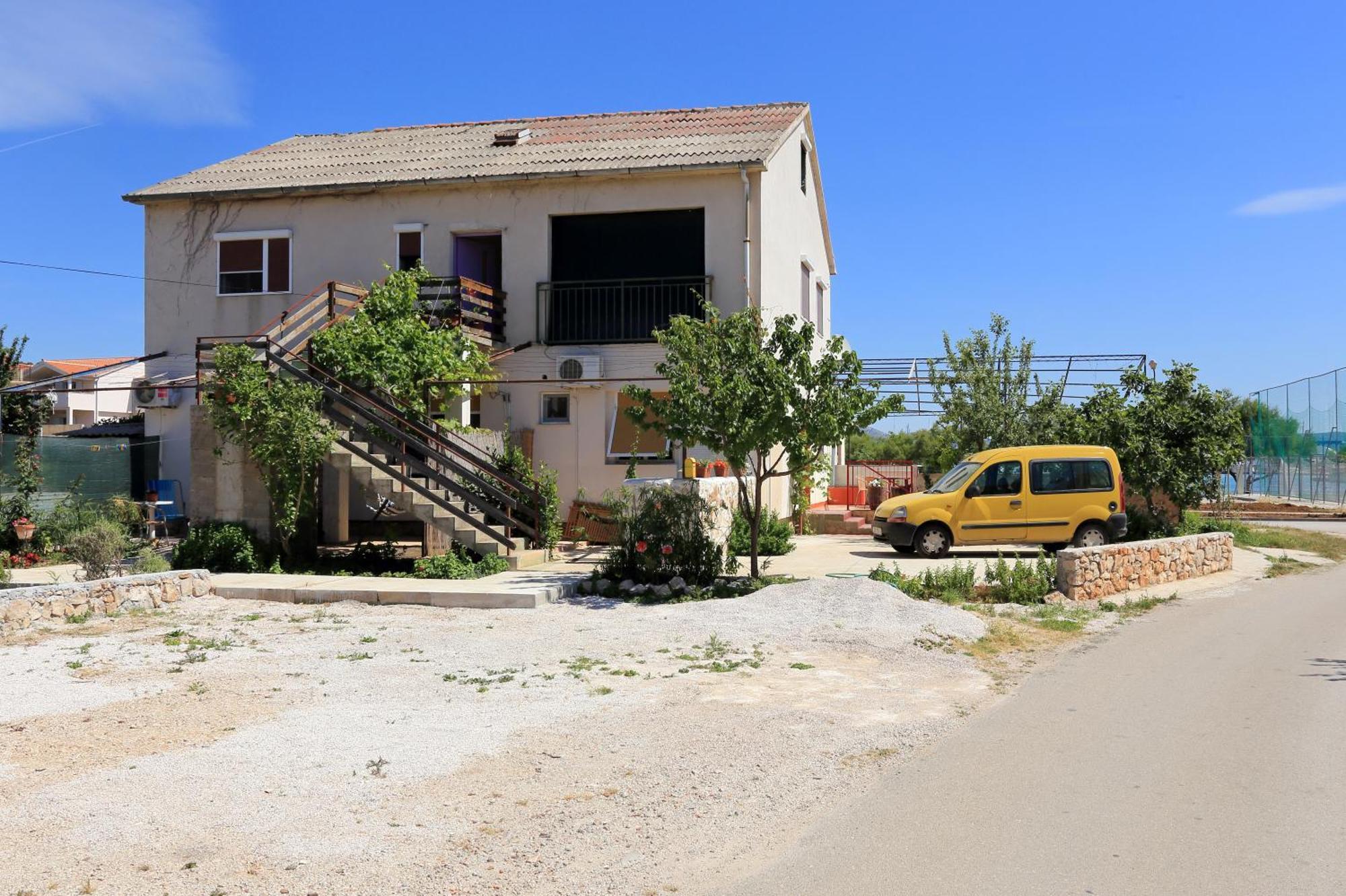 Basil Apartments And Rooms بيتينا المظهر الخارجي الصورة