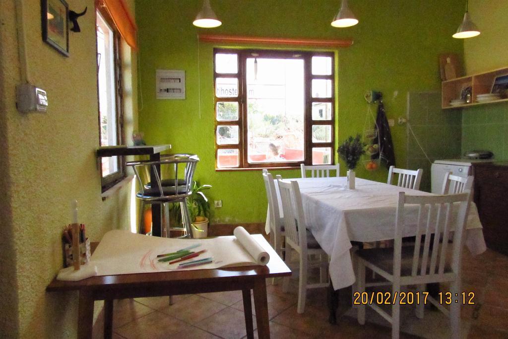 Basil Apartments And Rooms بيتينا المظهر الخارجي الصورة