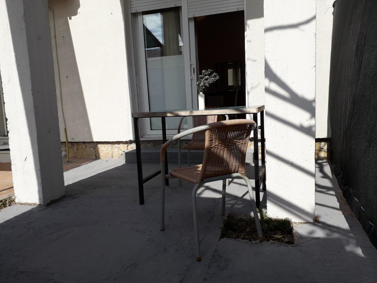 Basil Apartments And Rooms بيتينا المظهر الخارجي الصورة